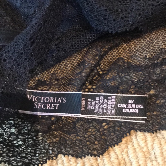 VS Bralette - Picture 3 of 3